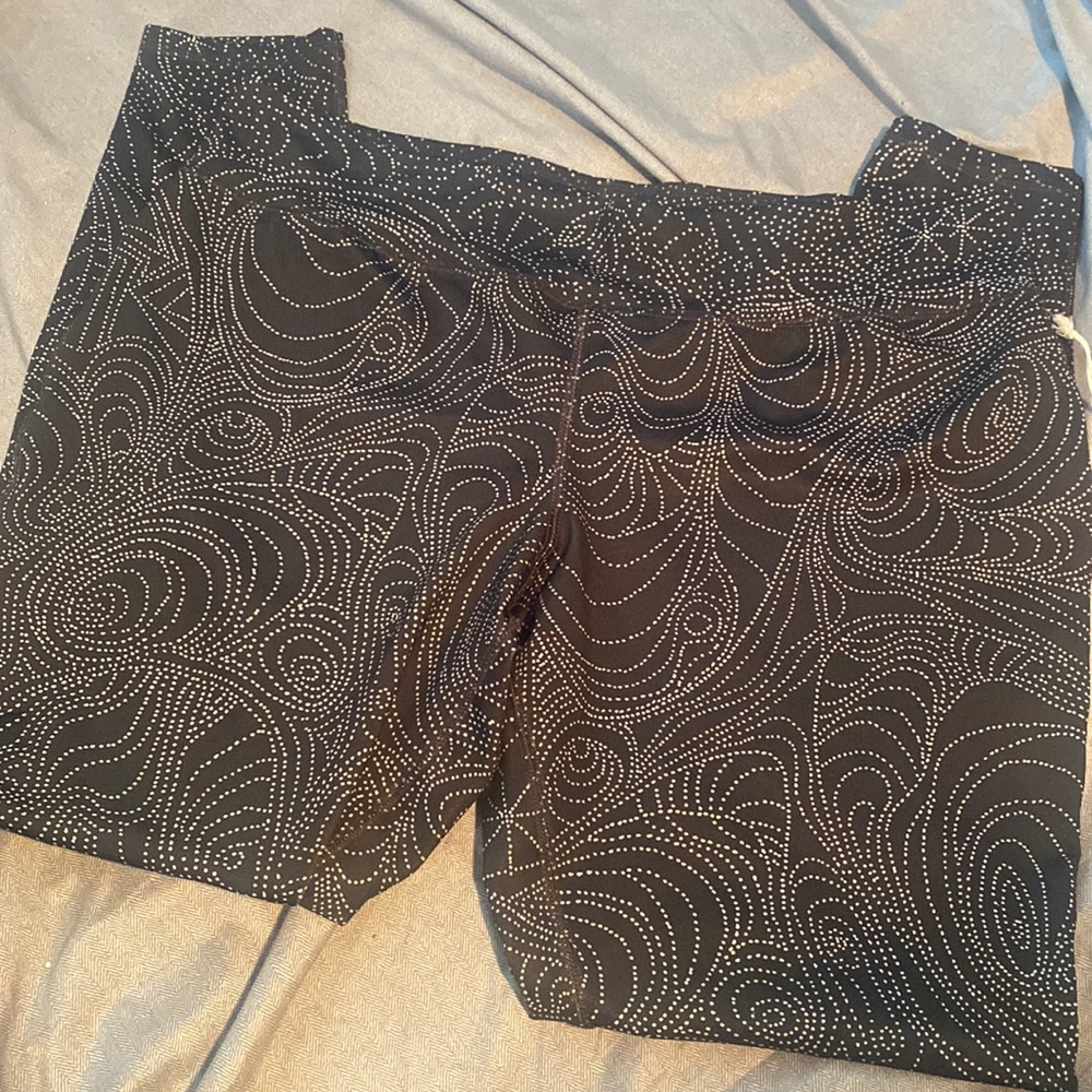 NWT Leggings